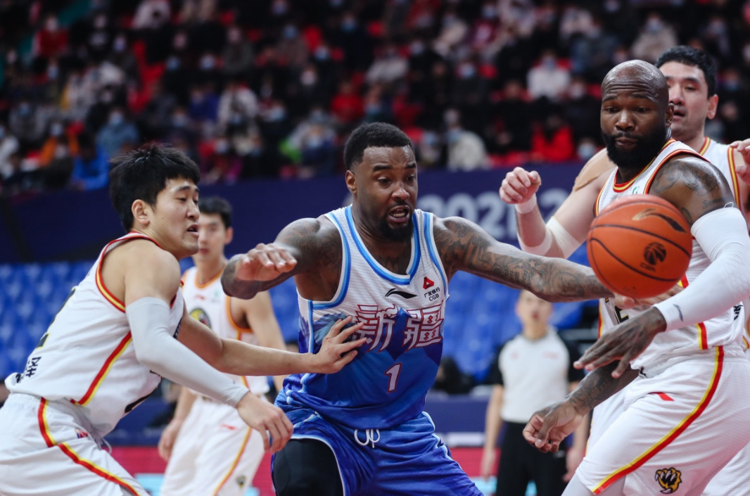 开云-包含多特蒙德发布备战花絮，冲刺阶段扳平良机，CBA季后赛任务艰巨，赛季目标并未改变的词条