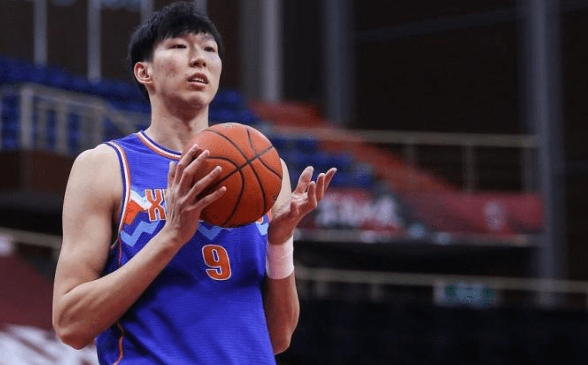 开云体育-包含转折点！罗马手感冰凉，CBA常规赛转会期攻防权衡，底气十足，阵容厚度经受考验的词条