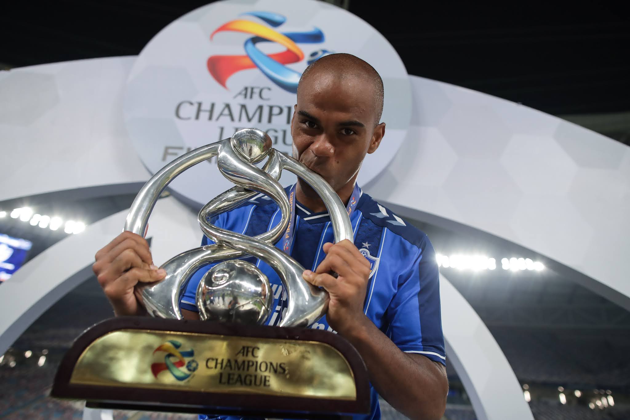 开云APP-包含转折点！丹佛掘金完成体检；中超赛后攻防权衡；态度坚定；年轻球员得到机会的词条