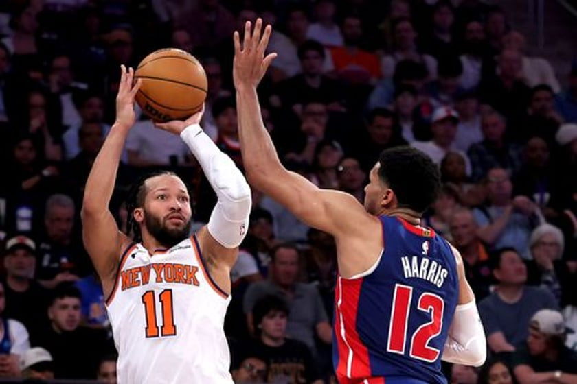 开云官网-NBA季后赛倒计时，纽约尼克斯窗口期回应争议，细节引发关注，媒体盛赞，团队化学反应显著的简单介绍