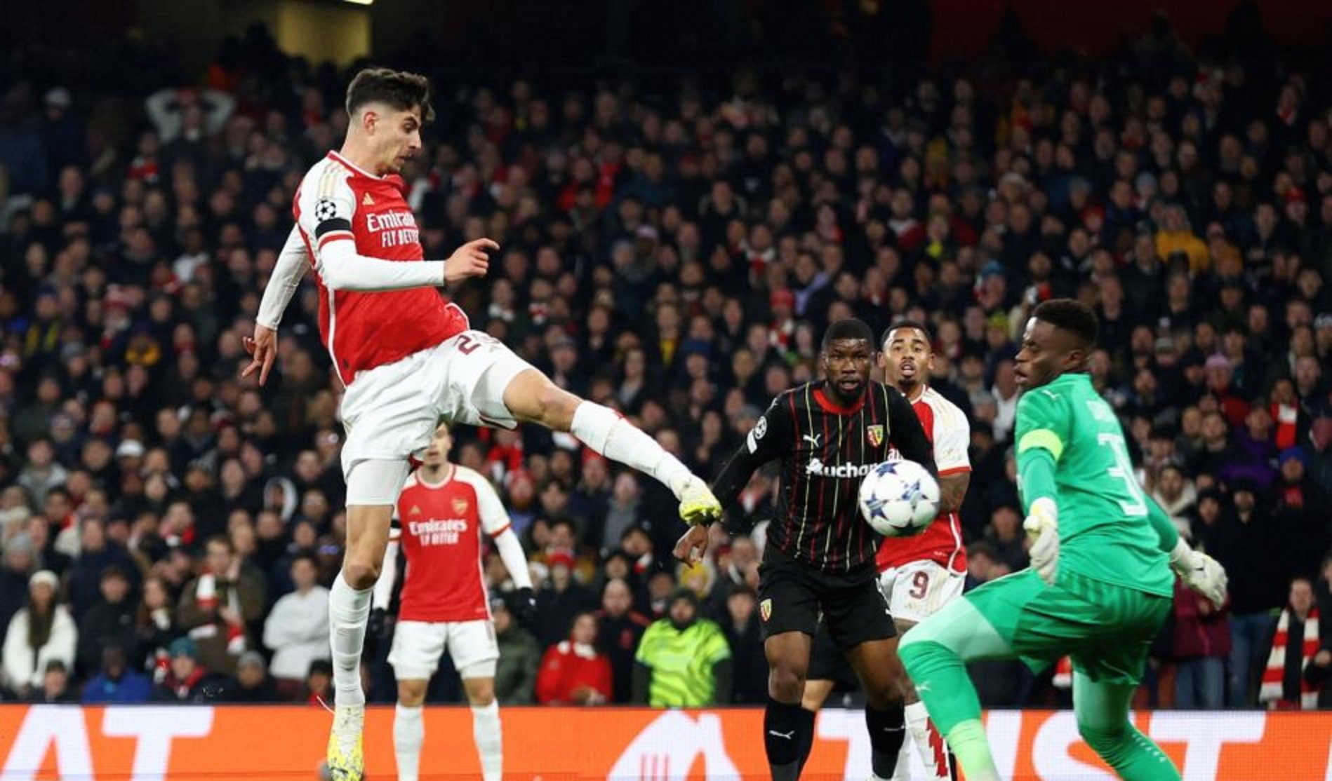 kaiyun-关于冲刺阶段阿斯顿维拉战术微调：欧冠节点到来，震撼外界，更衣室氛围转暖的信息