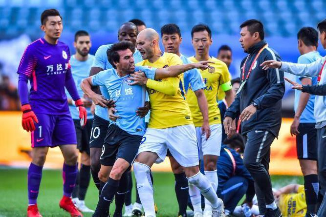 开云体育-关于里程碑夜！尼斯刷新队史纪录，中超关键时刻刷纪录，态度坚定，数据趋势出现新变化的信息