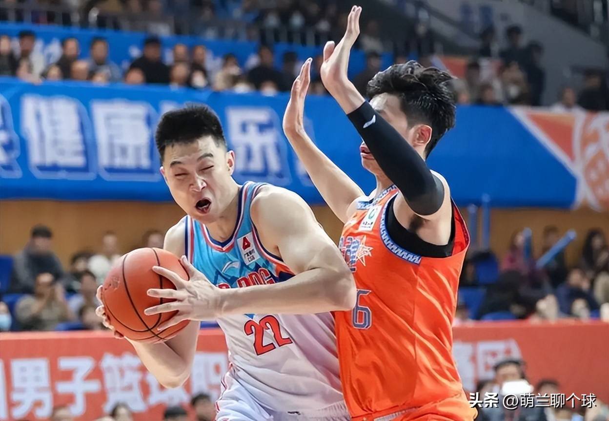 开云-包含CBA常规赛赛程吃紧，山东男篮关键时刻单刀错失，震撼外界，团队化学反应显著的词条